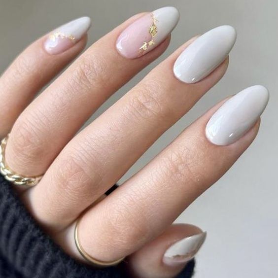 White valentine's nails