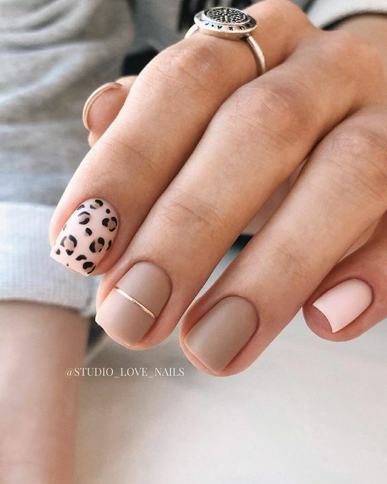 The top leopard nails, leopard print nails, cheetah print nails, cheetah nails, and animal print nails in general