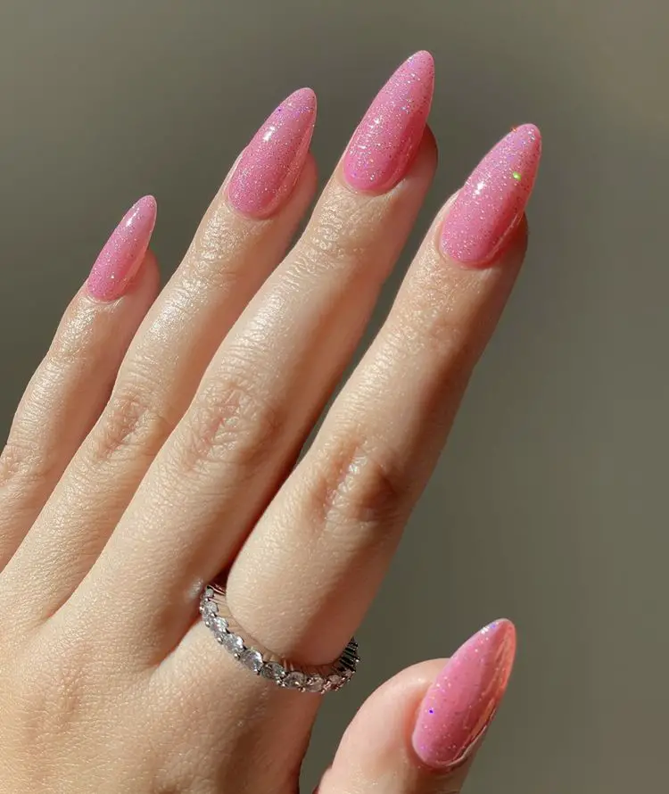 The best barbie nails for the barbiecore aesthetic