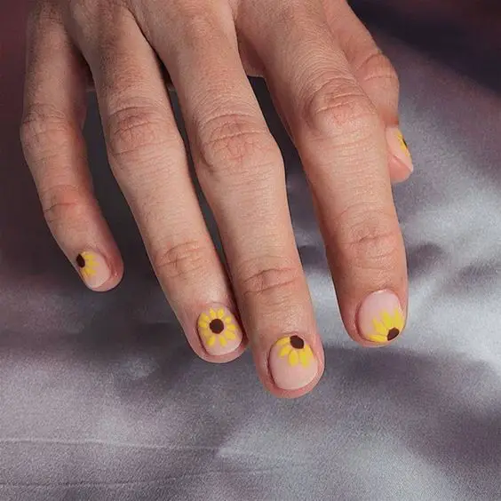 The best sunflower nails & sunflower nail designs