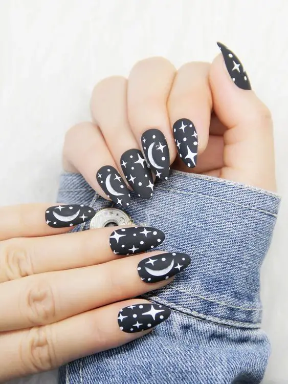 The best October nails and October nail designs this year