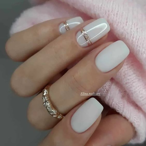 White valentine's nails