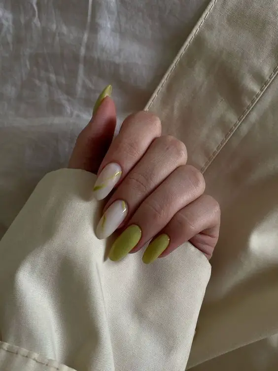 The best olive green nails