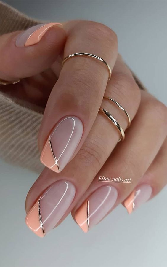 peach nails