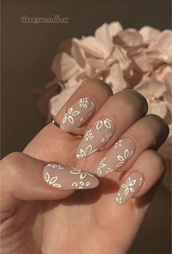 The best graduation nails and graduation nail designs