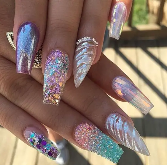 Unicorn nails and unicorn nail designs to try