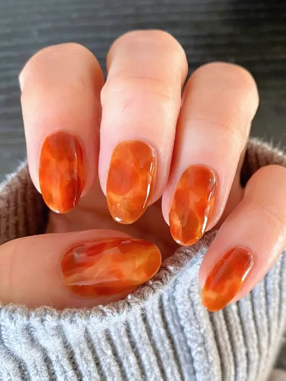 The best September nails and September nail designs for this fall