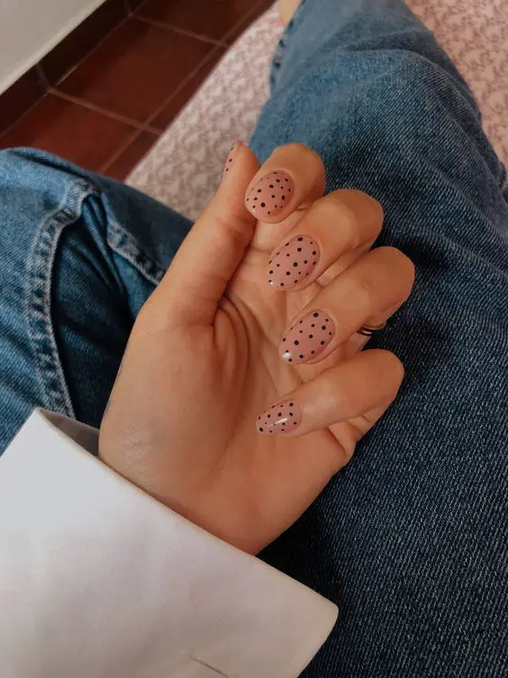 polka dot nails