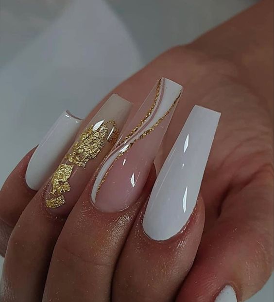 White and gold nails | White and gold nail designs | white and gold nail ideas