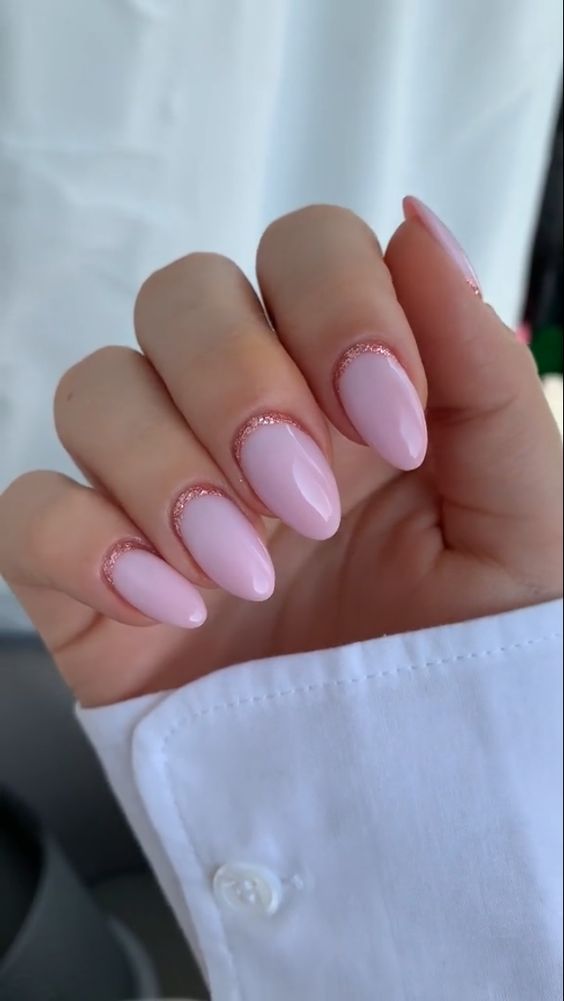 The prettiest pink rose nails and rose nail designs for your next manicure