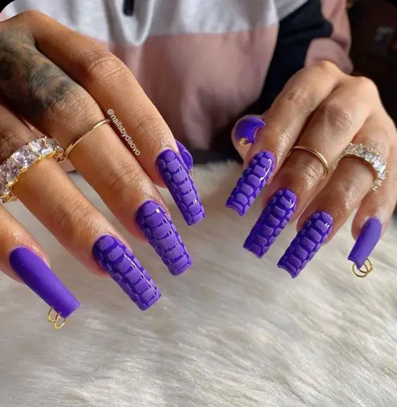 The best crocodile nails