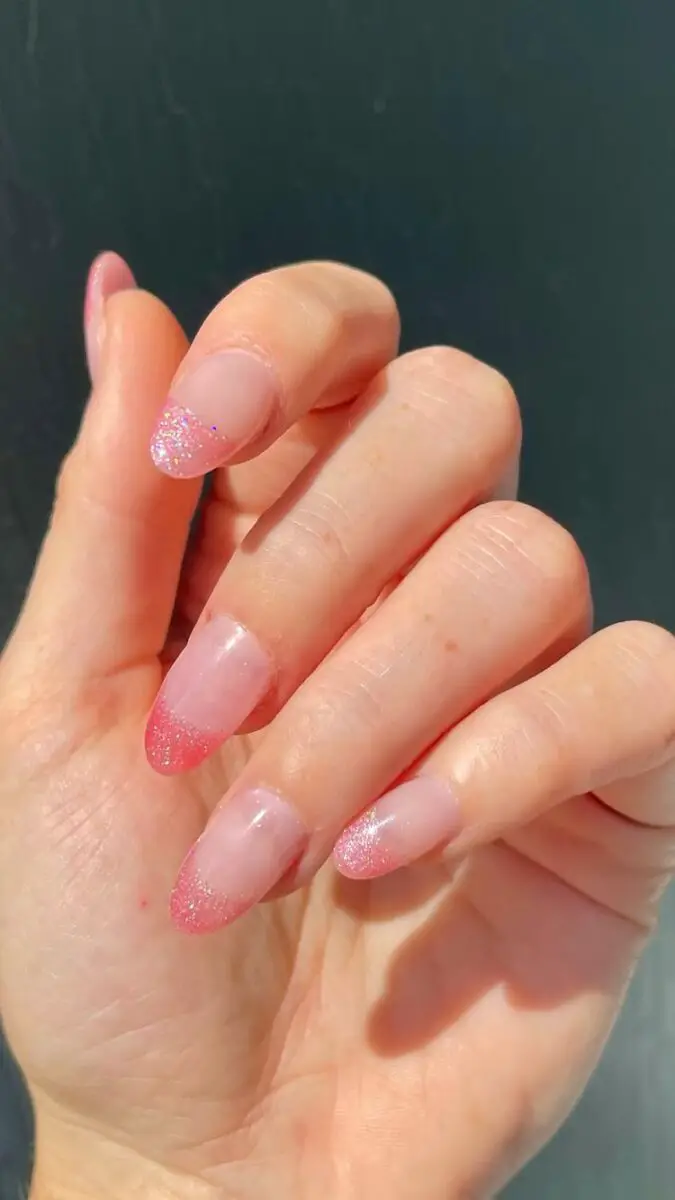 pink tip nails, pink french tip nails, pink nails