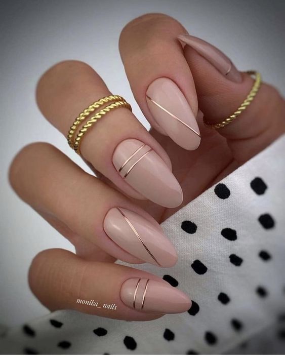 The prettiest pink rose nails and rose nail designs for your next manicure