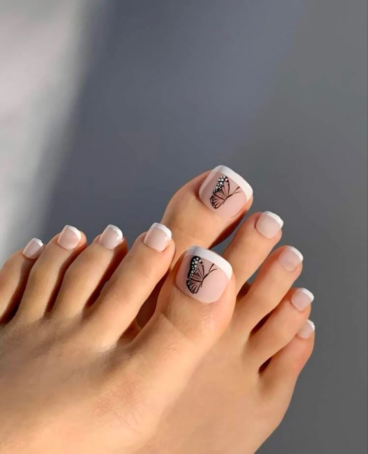 The cutest toe nail designs of the year