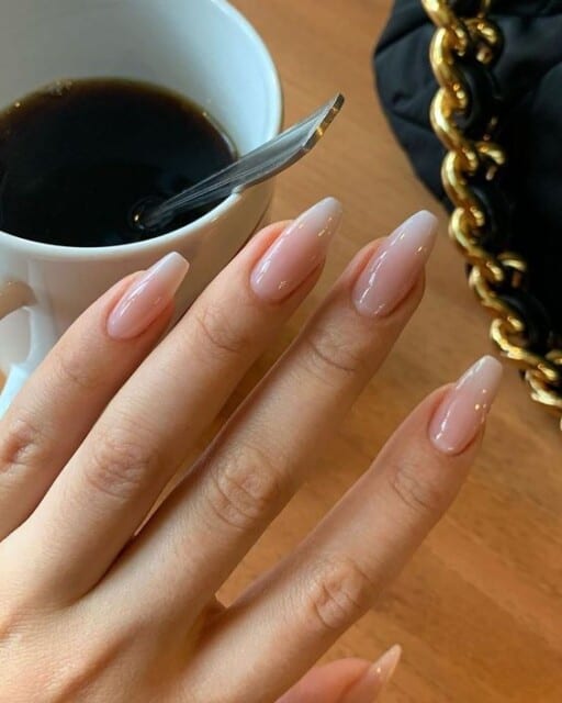 natural looking acrylic nails