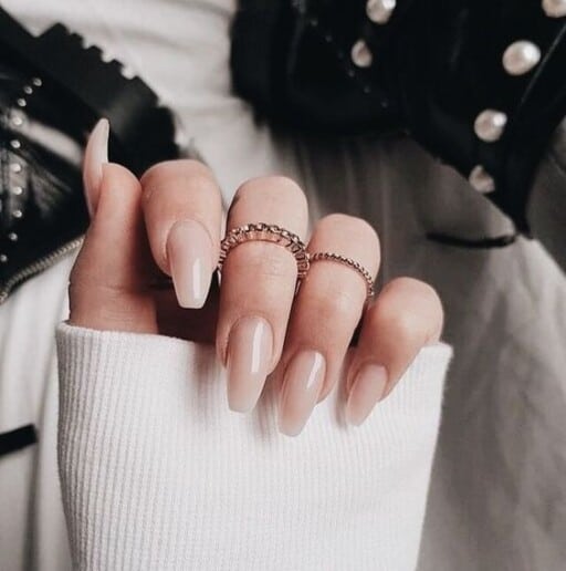 Trending February nails, February nail ideas, and February nail designs to try