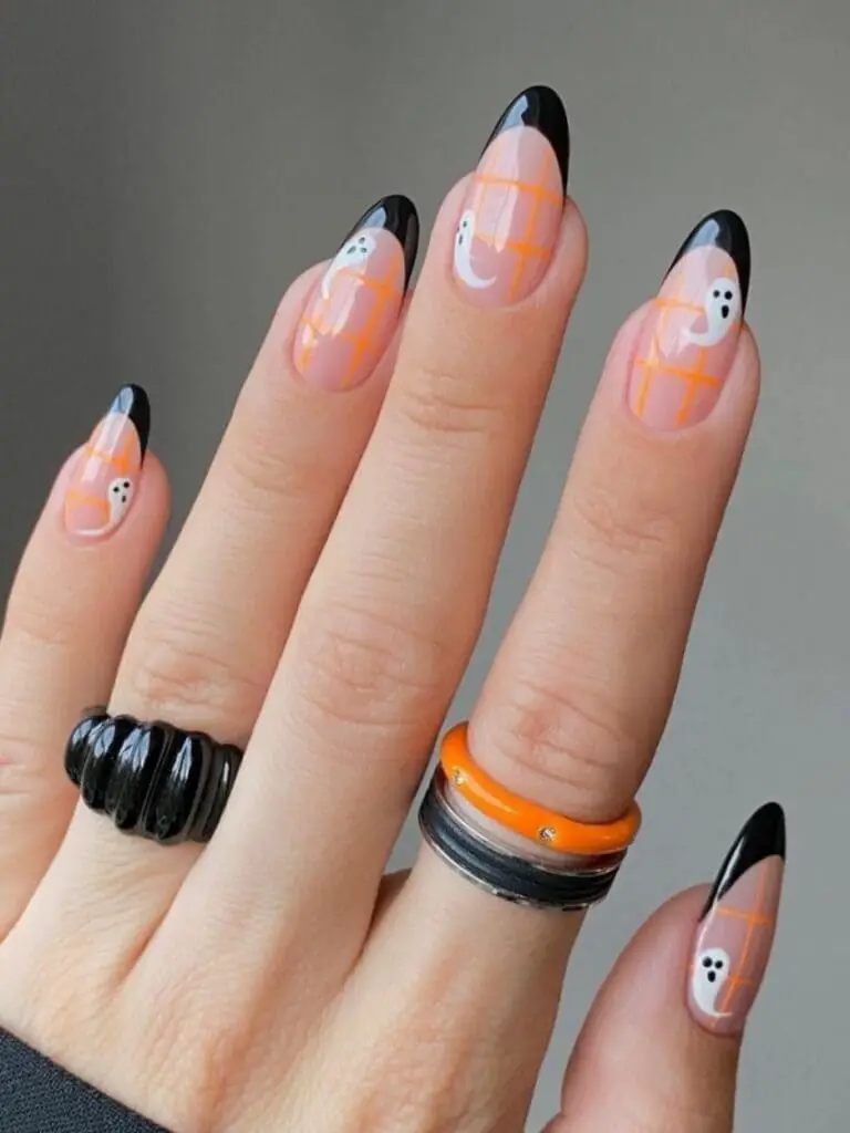 The best Halloween ghost nails designs to do