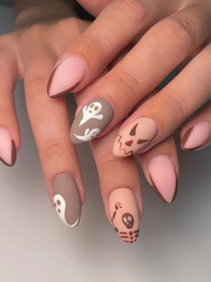 The best Halloween ghost nails designs to do