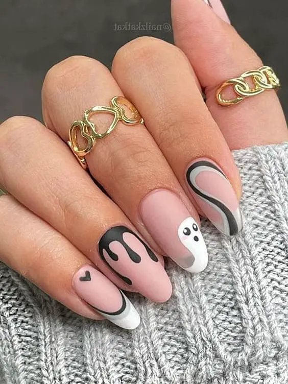 The best Halloween ghost nails designs to do