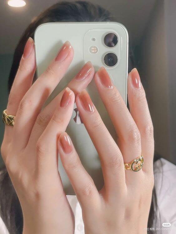 Old money nails to copy