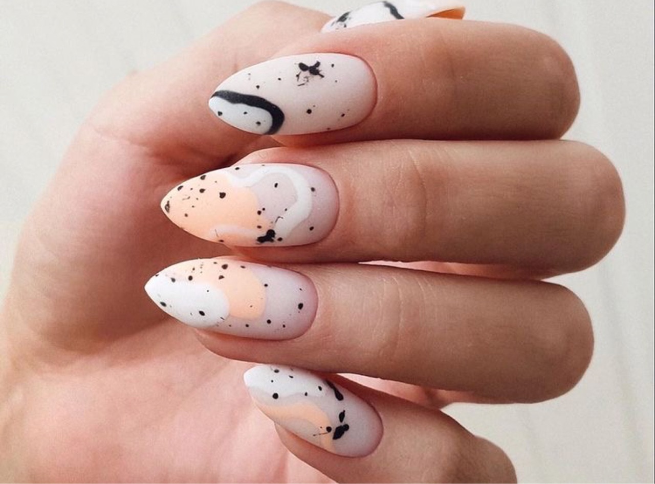 The best fall nails, fall nail designs, and fall nail colors this year