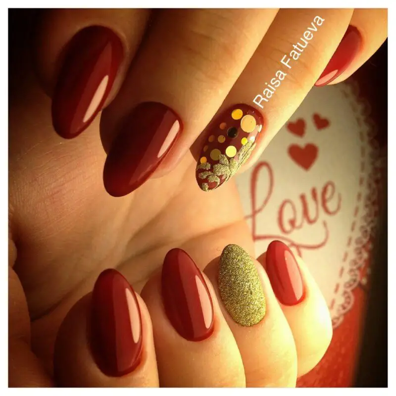 The top red and gold nails designs to try