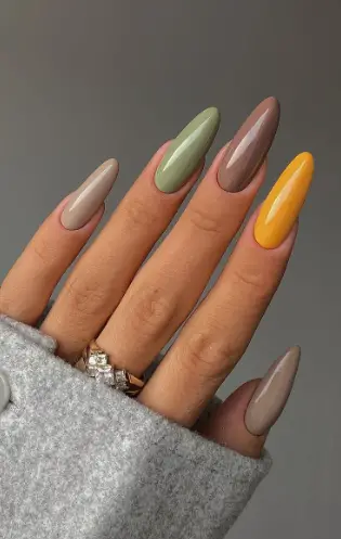 The best fall nails, fall nail designs, and fall nail colors this year