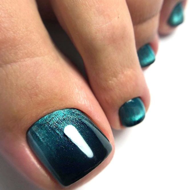 Top pedicure ideas for spring, summer, fall, and winter to try out. Browse these pedicure ideas and pedicure colors now!