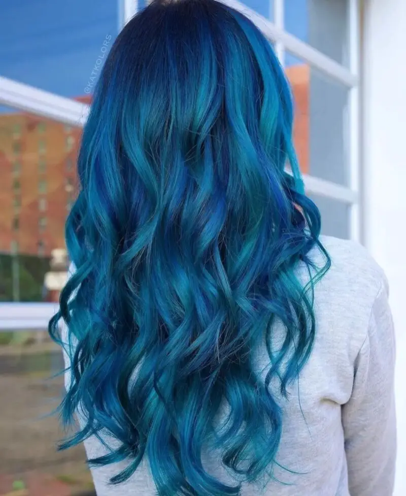 The best Christmas hair colors to try this year