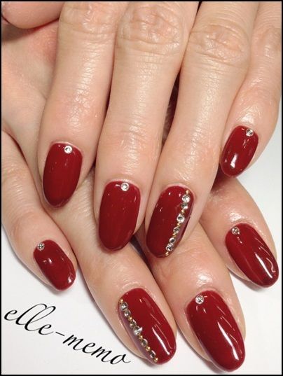 The top red and gold nails designs to try