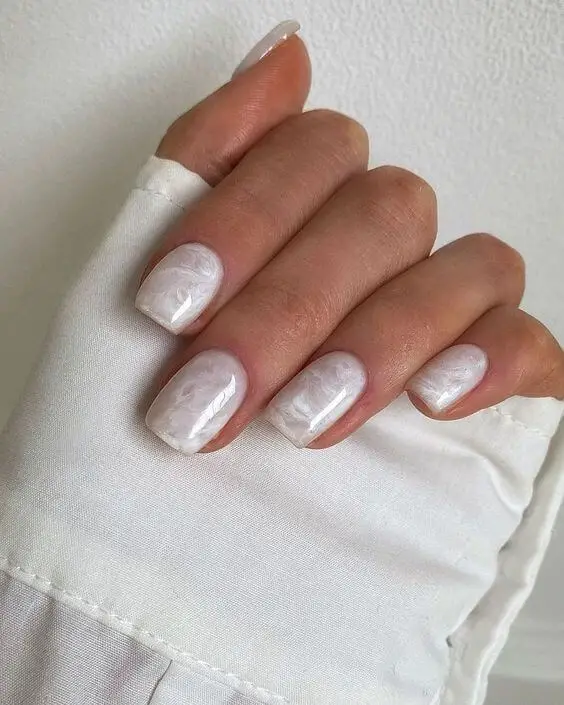 Clean white nails to copy