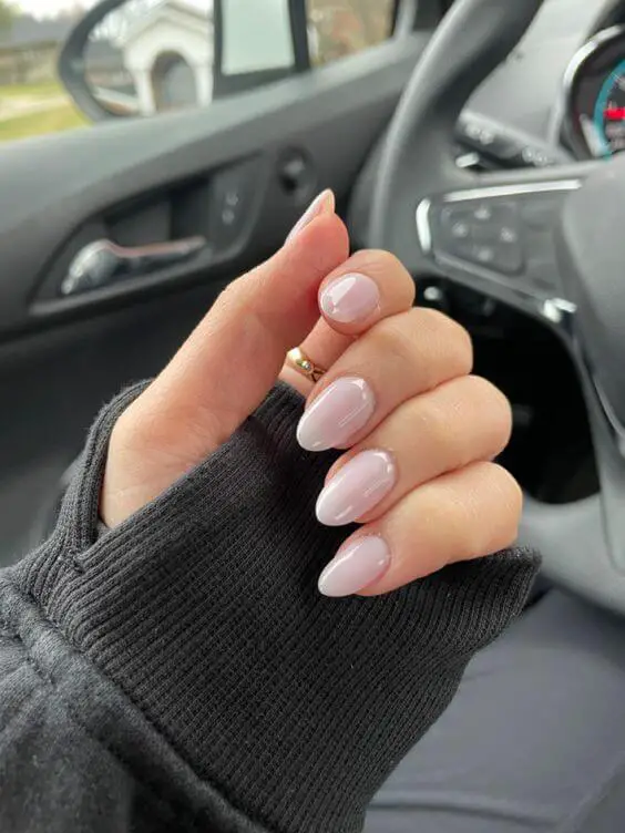 Clean white nails to copy