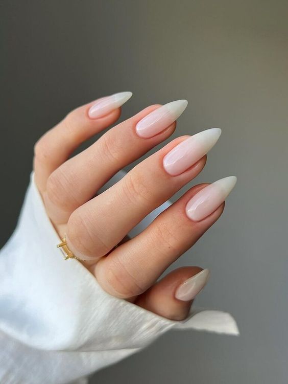 Clean white nails to copy